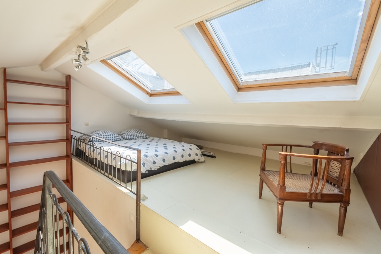 MwRxTN4wpzOhskL9p4PVWhCTJKGutvo1UhFB09mw.jpg coin nuit mezzanine maison Paris 19eme